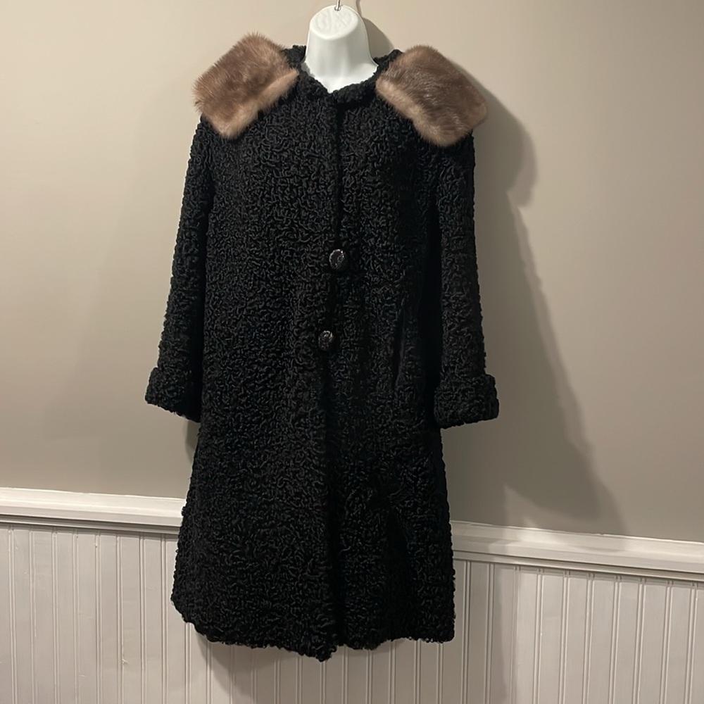 Vintage eaton’s fur salon women fur winter coat